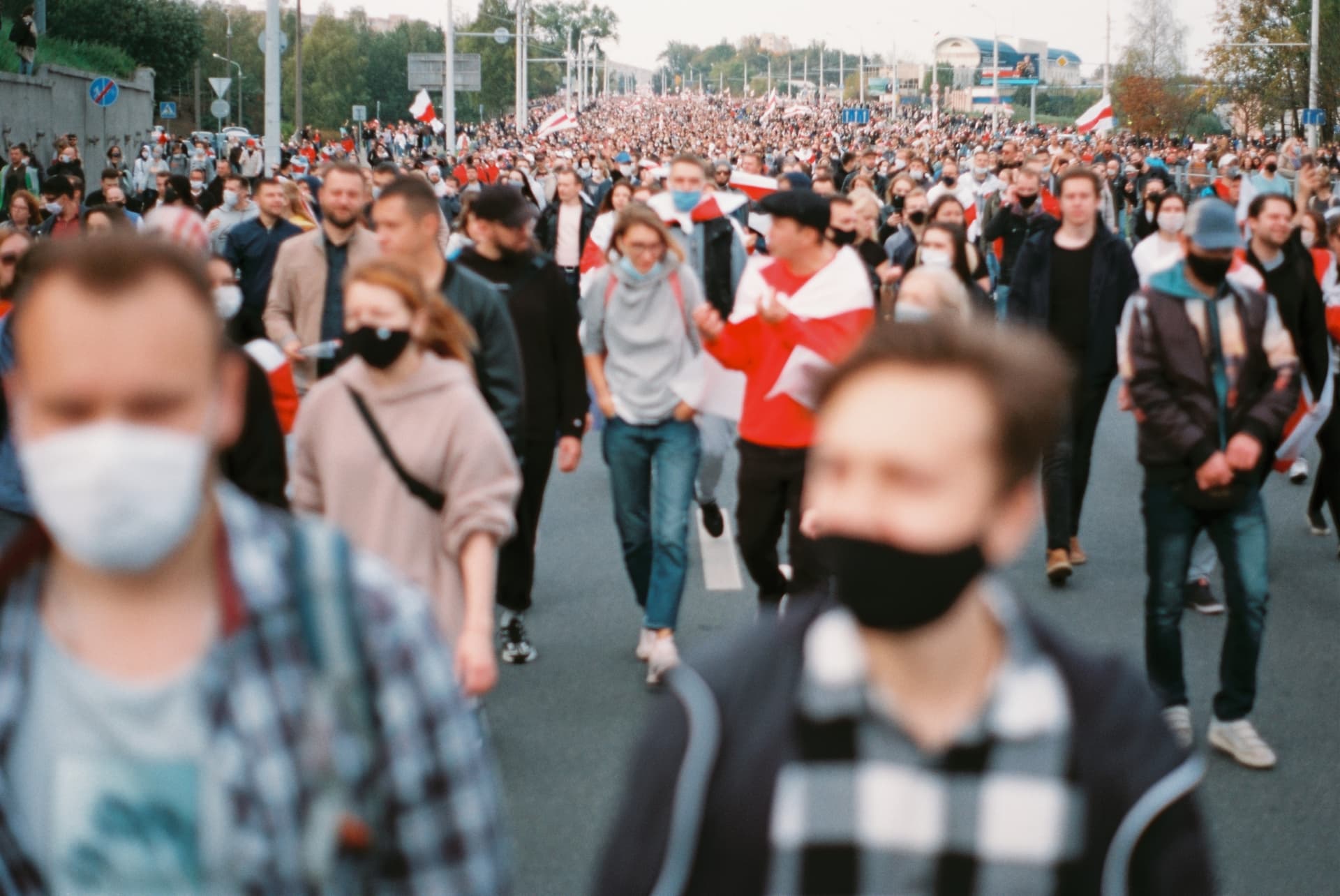 Mass crackdown on human rights defenders, journalists in Belarus