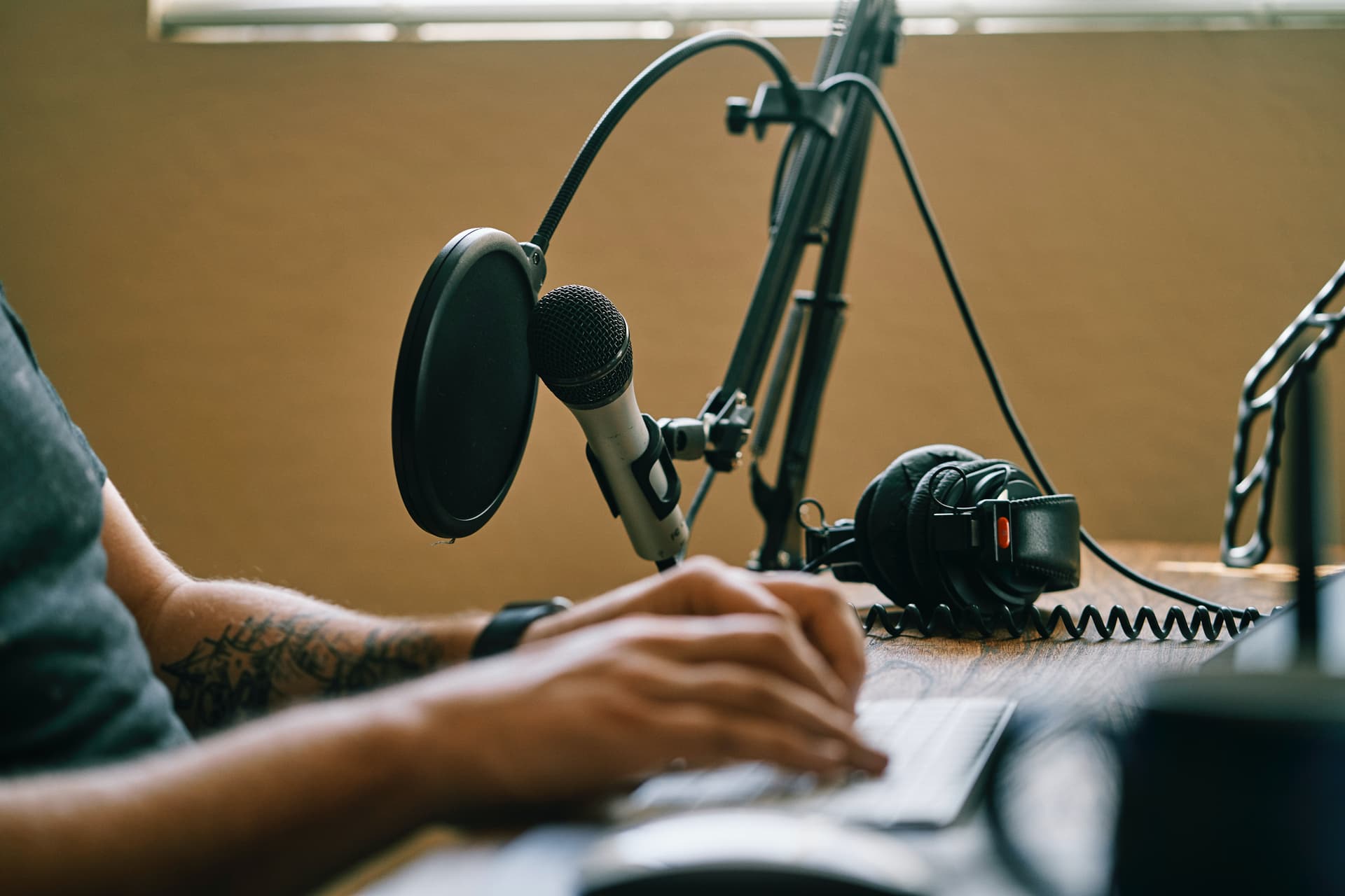 Creator economy vs. newsroom leadership: A fight for talent