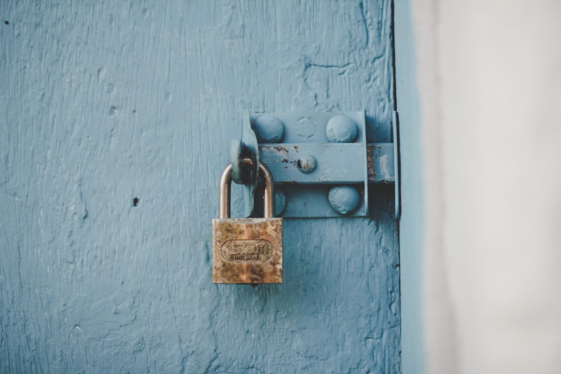How to quickly get to the important truth inside any privacy policy